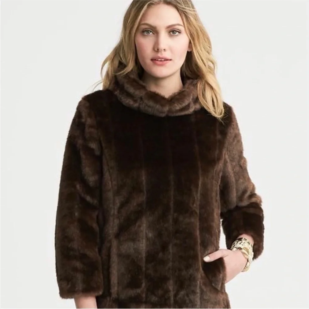 Banana Republic Brown Faux Fur Pullover Jacket with Pockets - Picture 4 of 16